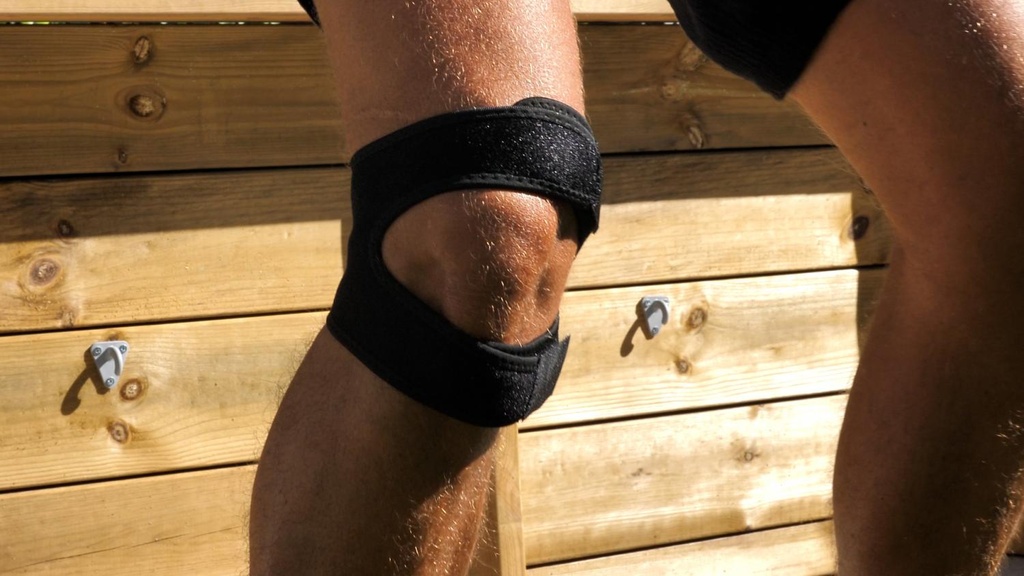 wellys®-gi-016243-knee-bandage-x-shape