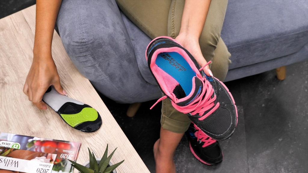 Wellys GI-169816L: 1 Pair Men Multi-Gel Insoles - Menthogel  41-45